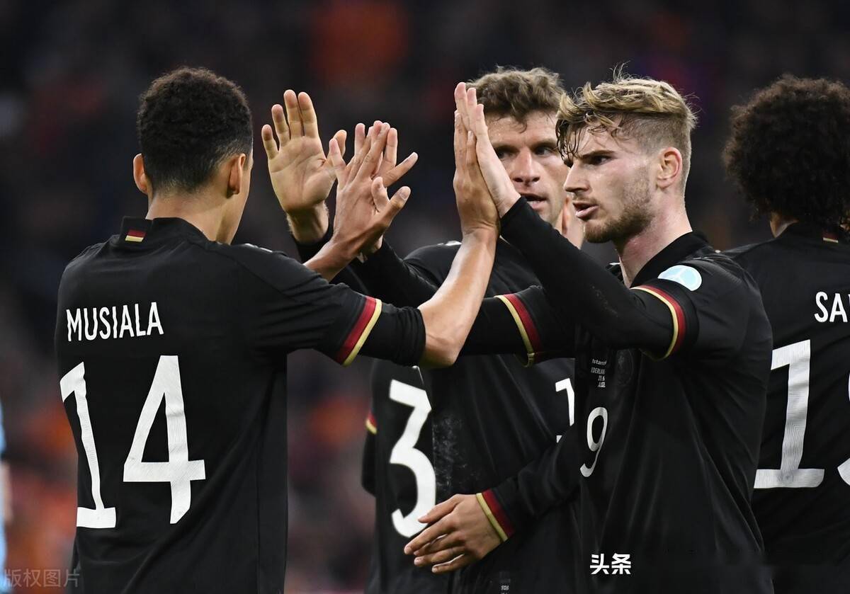 德国队完胜印度队，黄鸭组合扛起全队的简单介绍