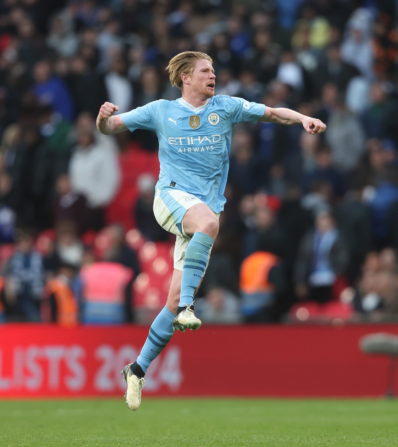 丹麦碾压曼联，德布劳内高光表现