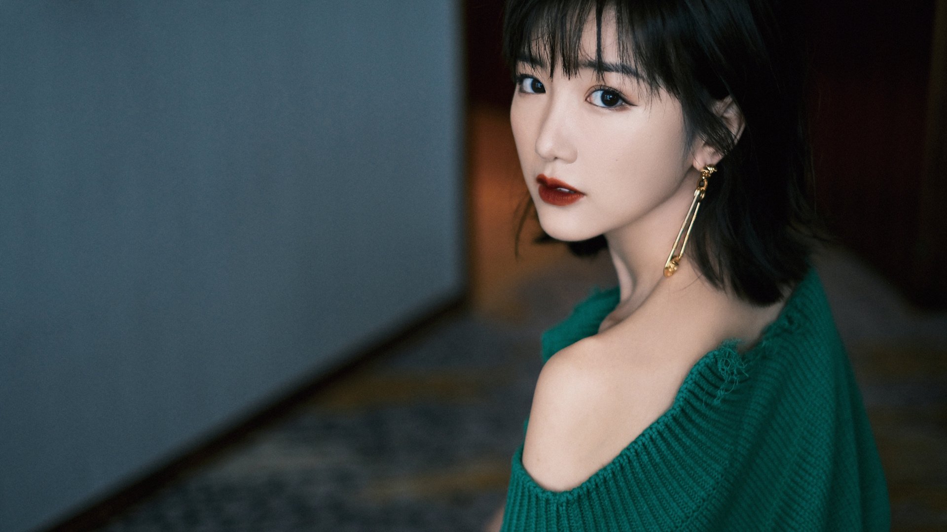 蝴蝶效应,哥伦比亚铁桶阵,如何隔空点燃了西甲国家德比的战术革命?