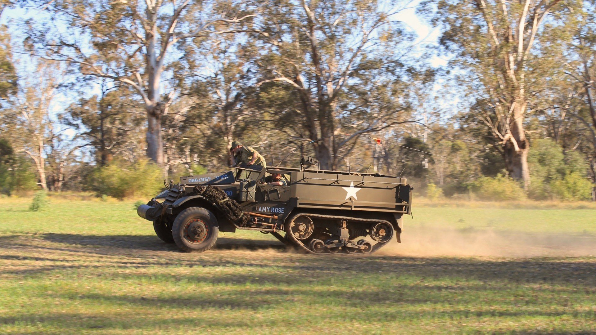 爱游戏在线-刀锋上的独舞，基耶萨在阿姆斯特丹雨夜点燃的意大利魂