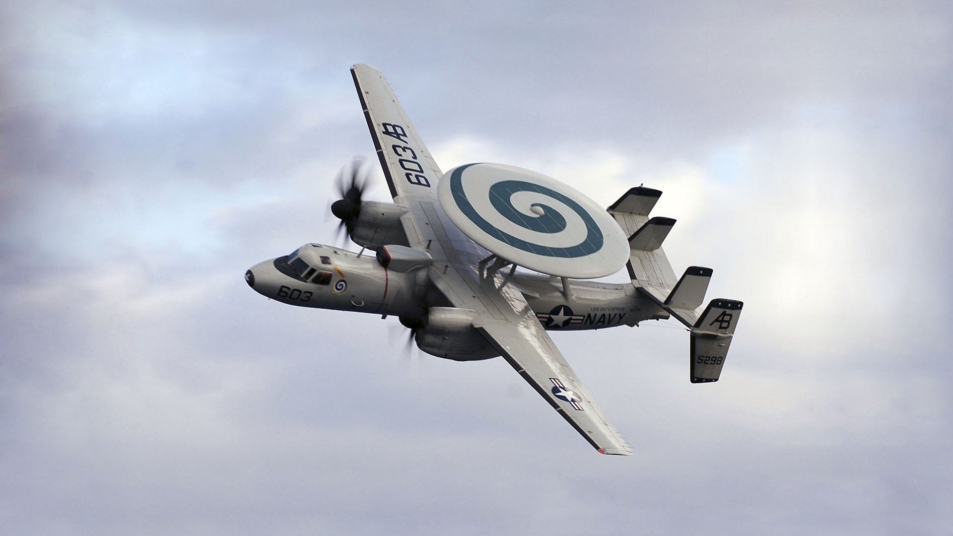 当雄鹿在数据宇宙淘汰爵士，哈登赛后评分为何拉满？