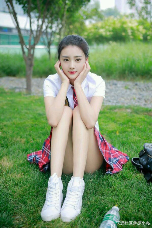 十字路口的喀麦隆，圣殿上的摩洛哥，一名足球浪子的身份自洽